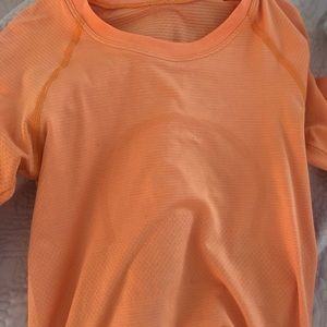 LULULEMON ORANGE SODA LONG SLEVE SWIFTLY rare color WITH TAGS